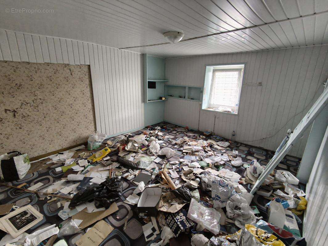 Maison à SAINT-LOUP-SUR-SEMOUSE