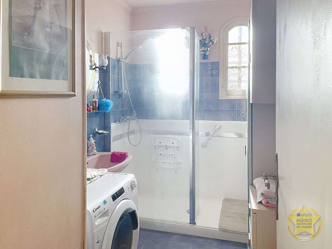 Maison à LES ANGLES