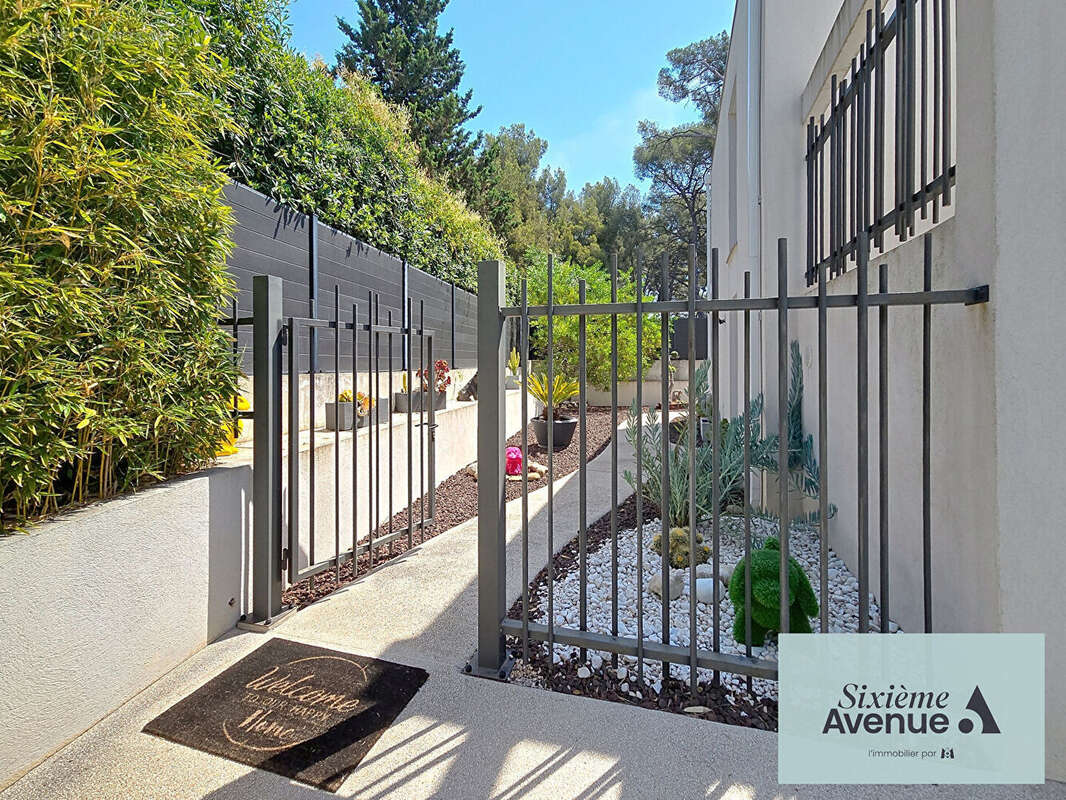 Appartement à SANARY-SUR-MER