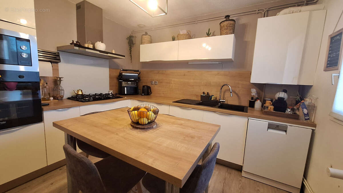 Maison Cournon D Auvergne 5 pièce(s) 95 m2 - photo 8
