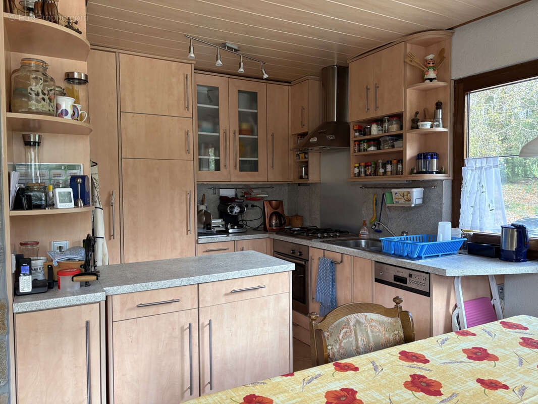 Maison à CHATEAU-CHERVIX