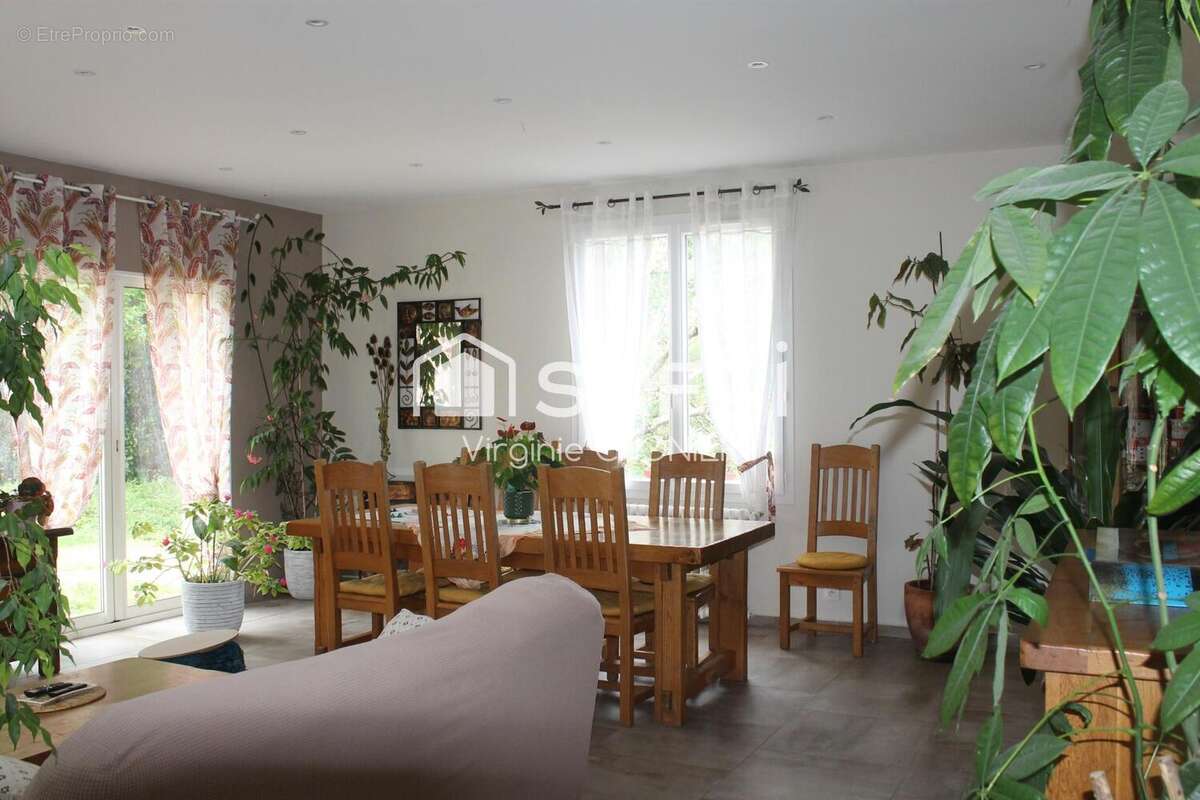 Photo 2 - Maison à VENDAT