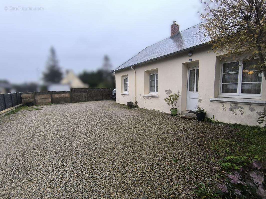 Maison à LA HAYE-DU-PUITS