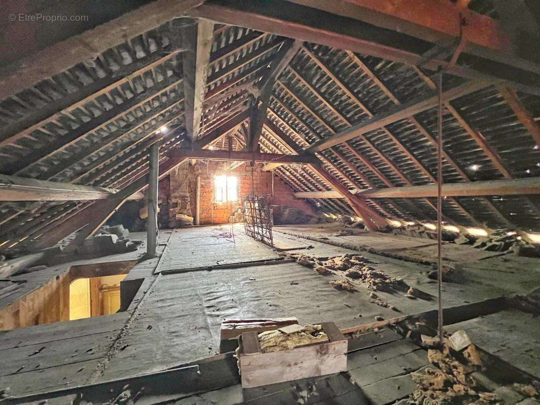 Appartement à LE PONT-DE-BEAUVOISIN