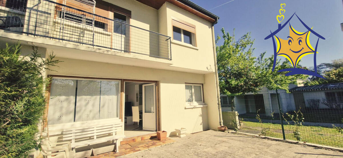 Maison à SAINTE-GENEVIEVE-DES-BOIS