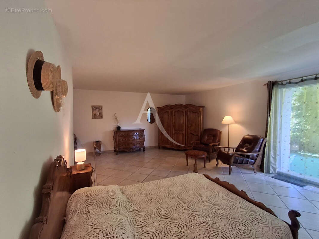 BEDARIEUX maison de caractère avec parc,  piscine lagon, garage - photo 2