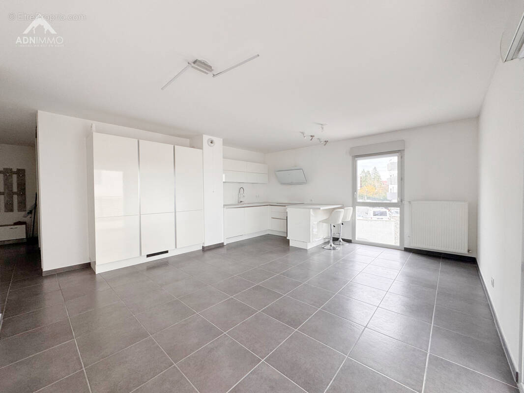 Appartement à SAINT-GENIS-POUILLY