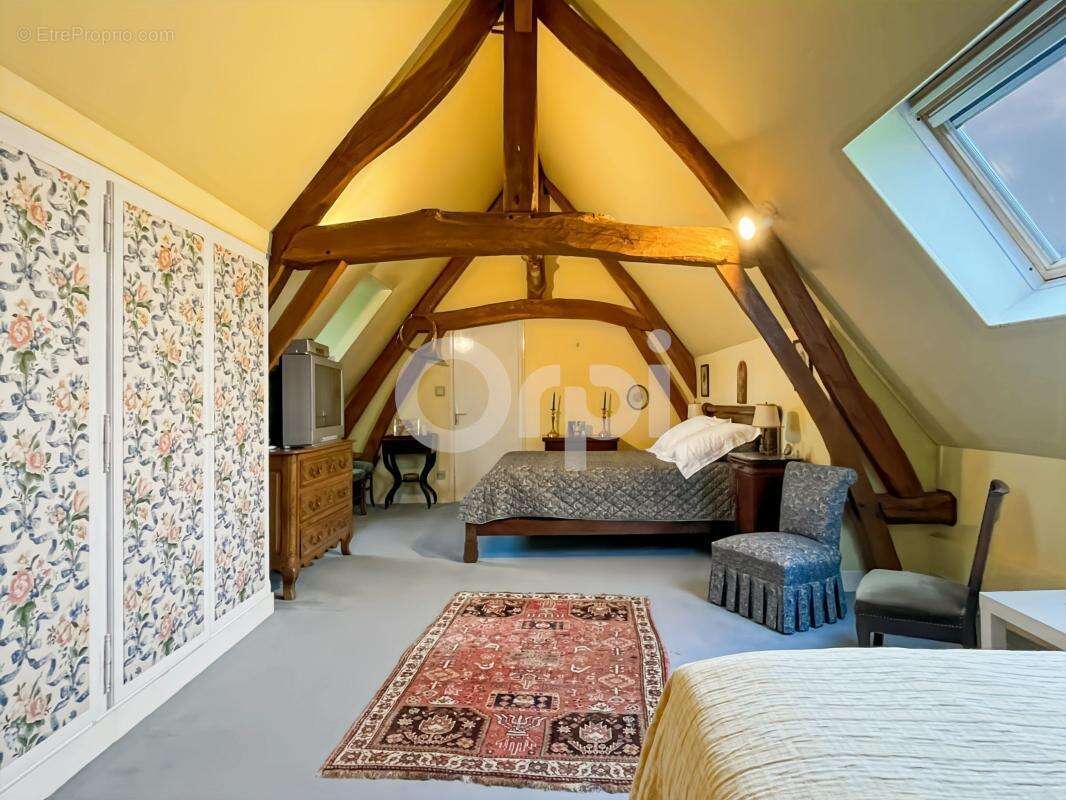 Maison à SACQUENVILLE