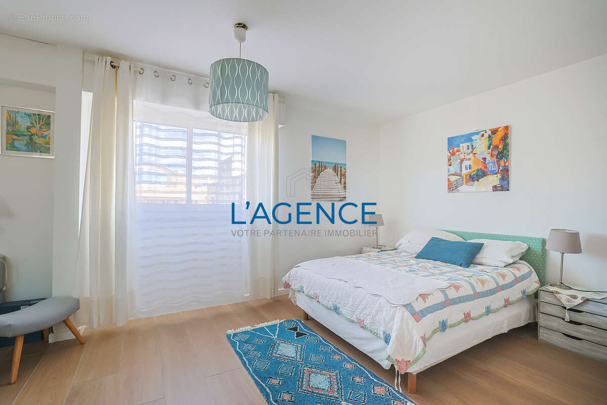 Appartement à HYERES