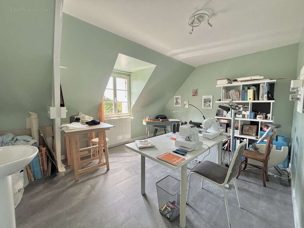 Maison à SAINT-CYR-SUR-LOIRE