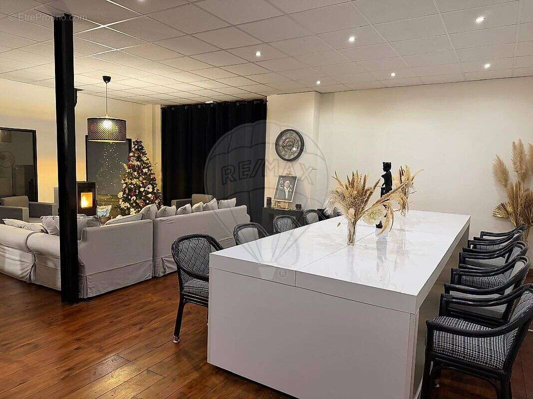 Maison à BAZOCHES-LES-BRAY