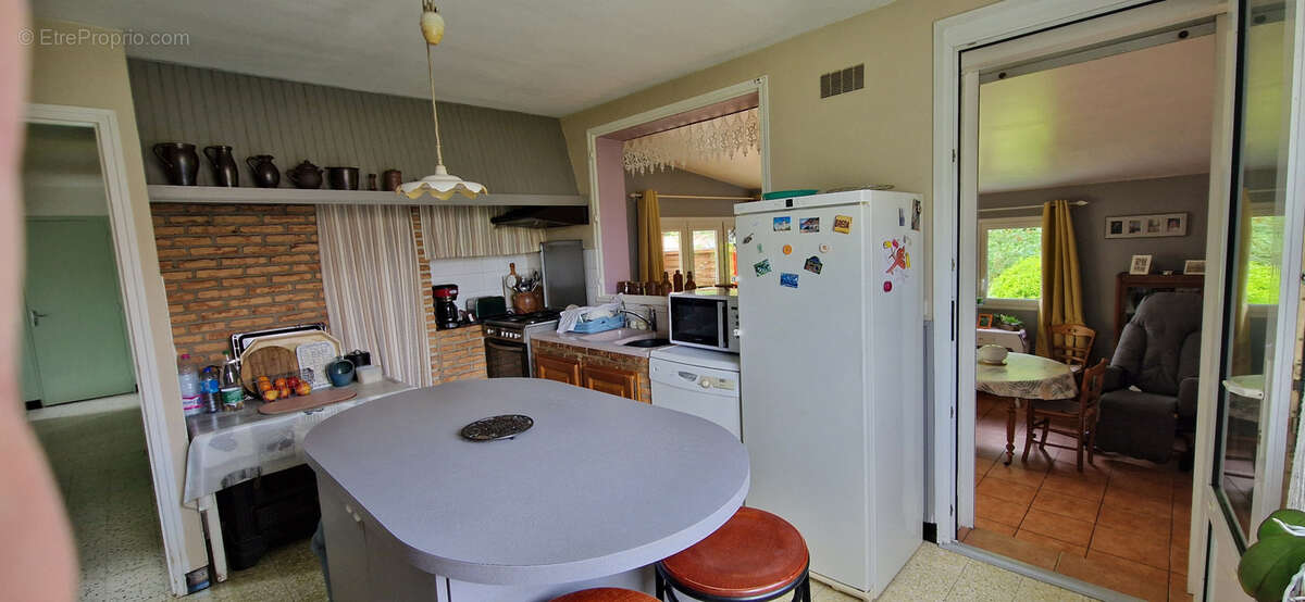 Autre à NOYELLES-EN-CHAUSSEE