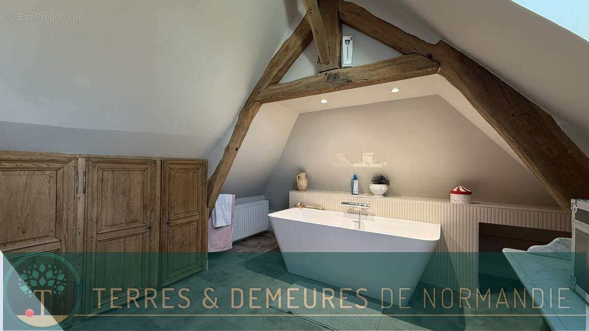 Maison à MORTEMER