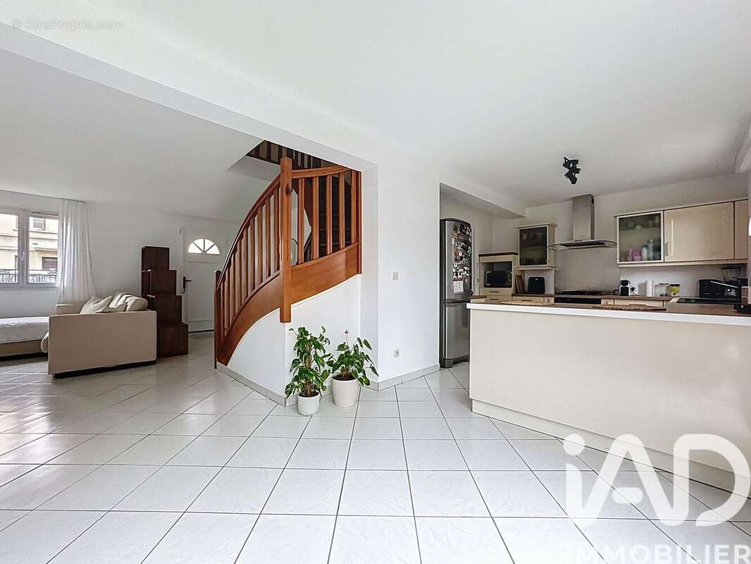 Photo 6 - Maison à LE BLANC-MESNIL