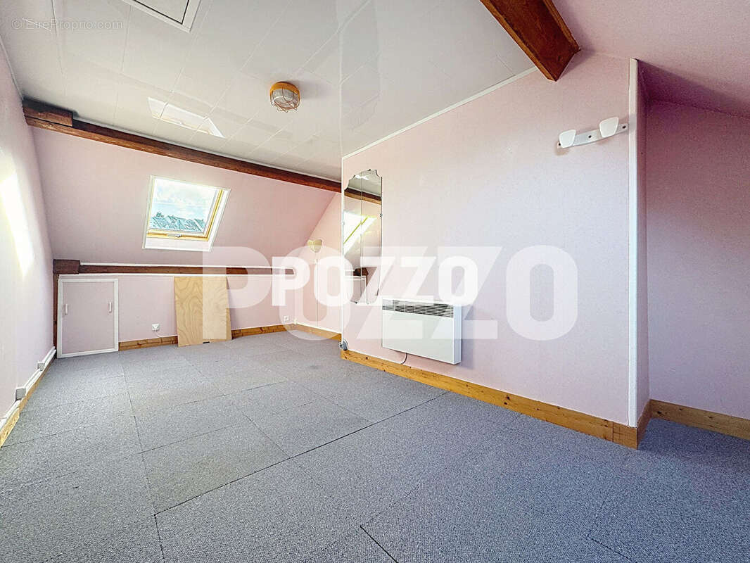 Maison à QUERQUEVILLE