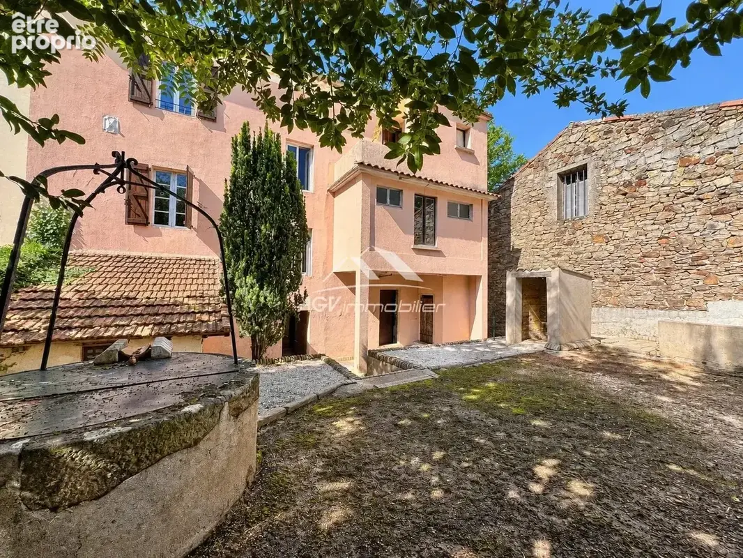 Maison de caractère 238 m² – Piscine, puits et potentiel de 3 logements - photo 6