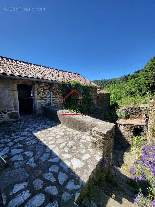 Maison à PEYREMALE