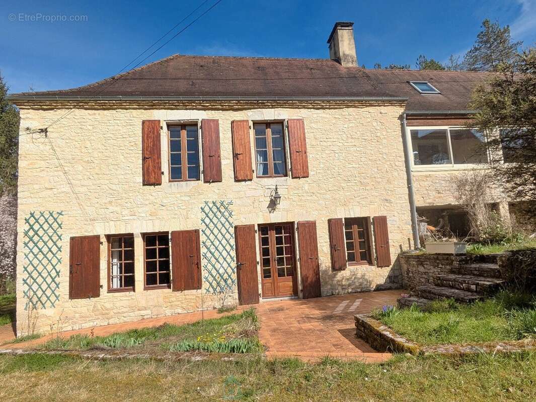 Ancien moulin en pierre de 160 m² avec piscine. - photo 19