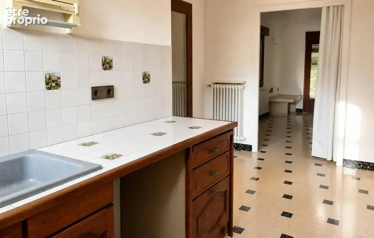 Maison de 5 pièces de 134 m² à Bédarrides - photo 5