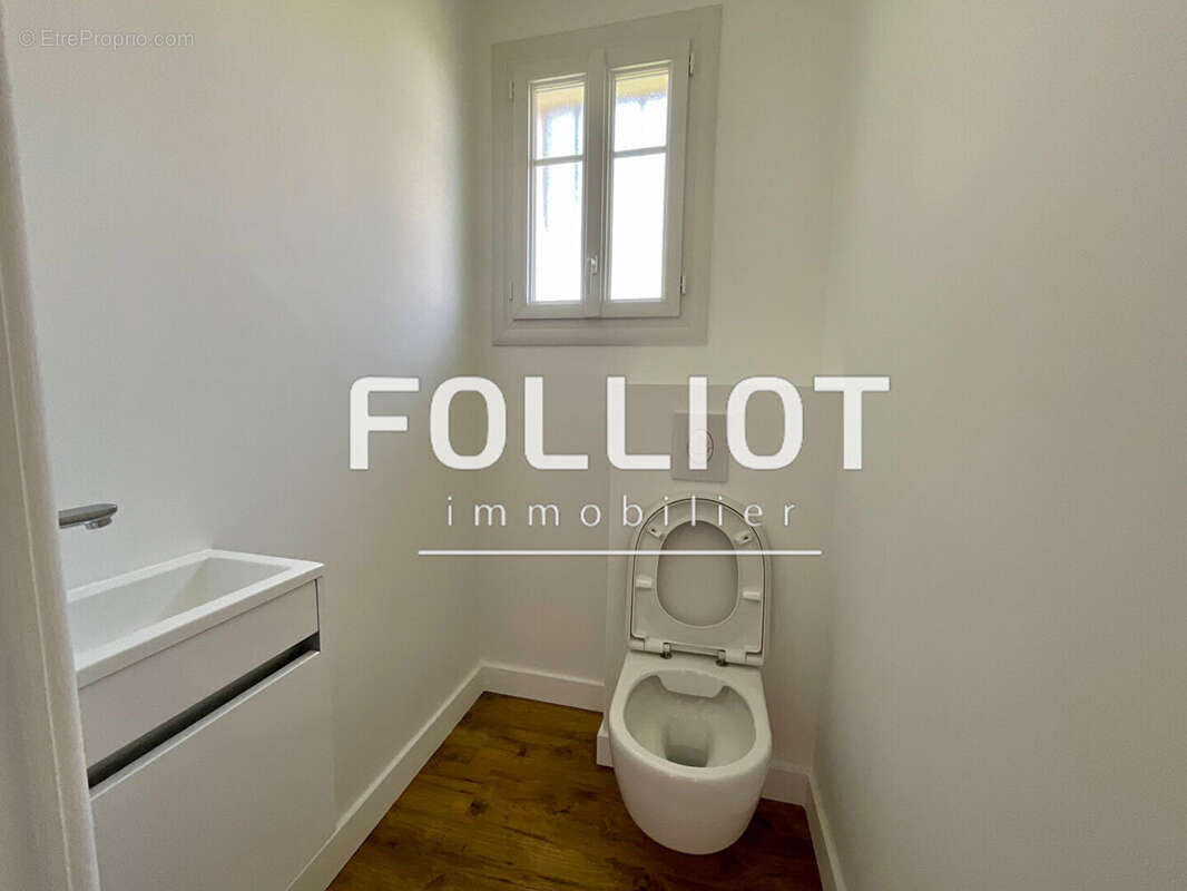 Maison à AGON-COUTAINVILLE