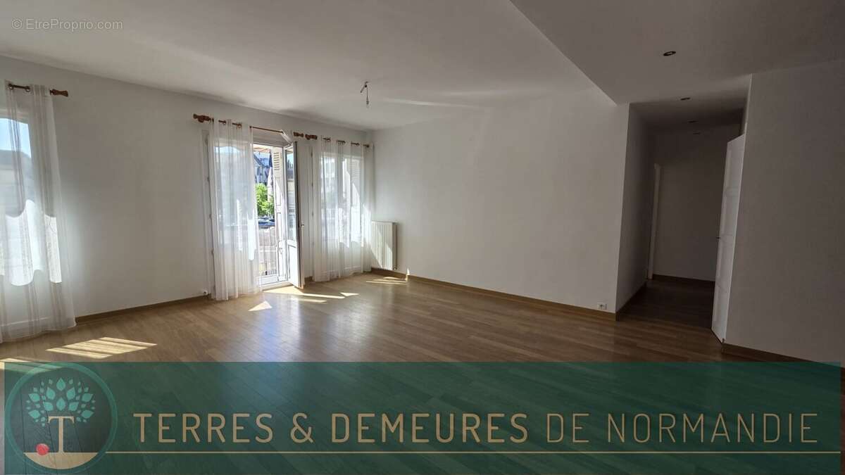 A vendre appartement de 95 m² au coeur de Dieppe, 1er étage, proche du port et de la plage, en Normandie (76) - photo 3