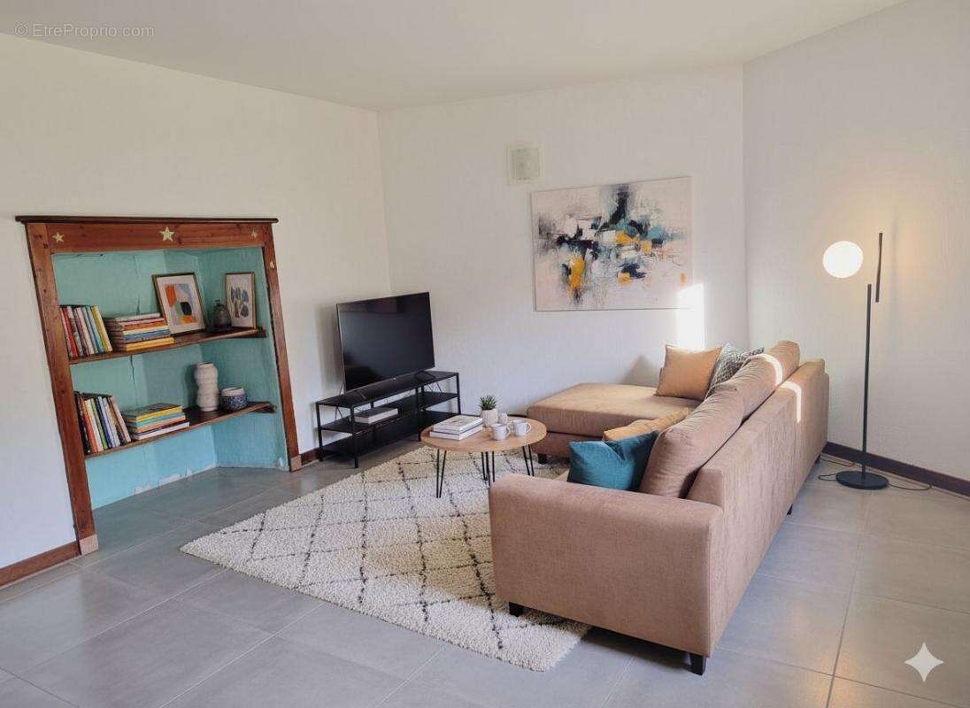 Maison à SAINT-PIERRE-LA-PALUD