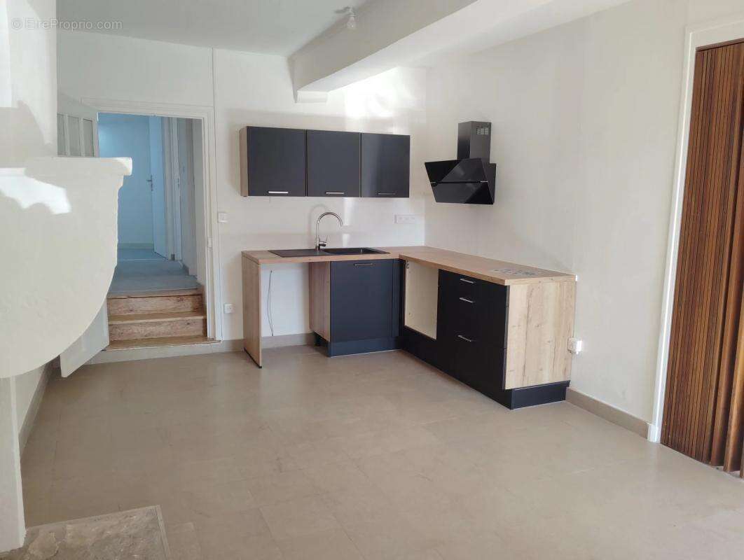 Maison à CHISSEY-LES-MACON