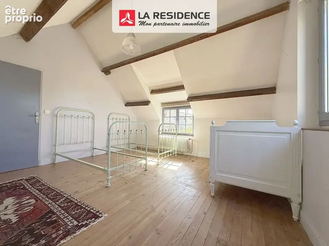 Maison 9 pièces 206 m² à vendre à La Villeneuve-En-Chevrie (78270) - photo 6