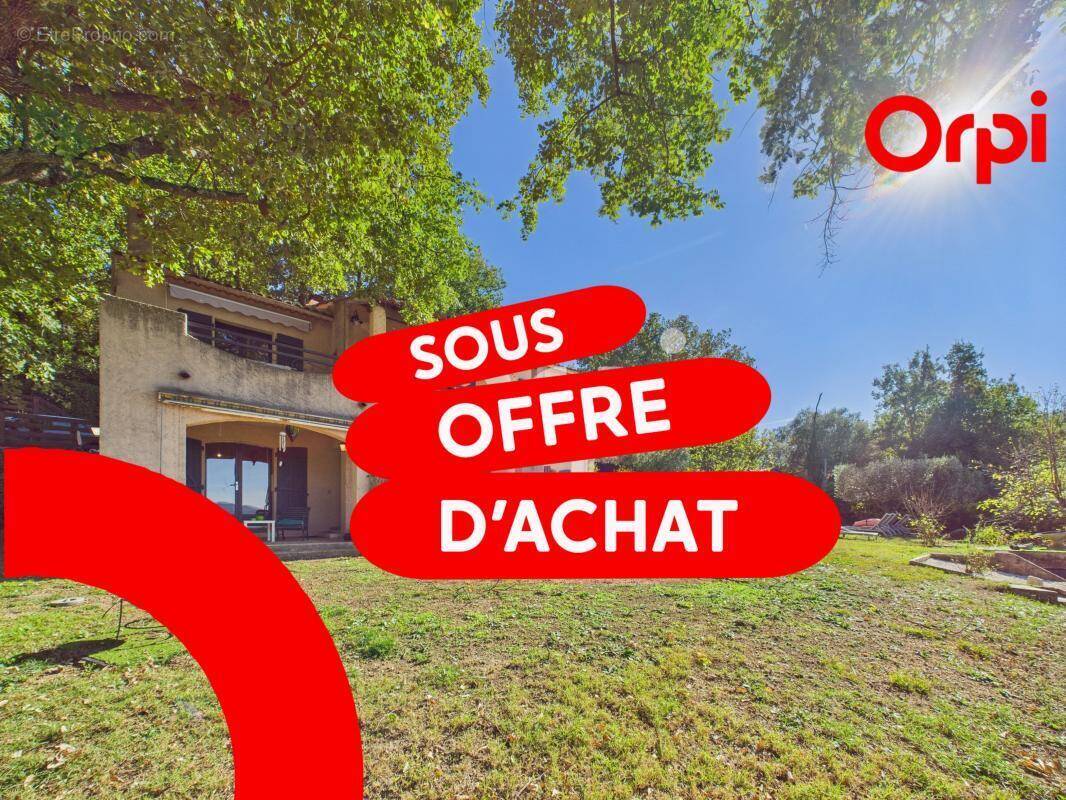 Appartement à MONTAUROUX