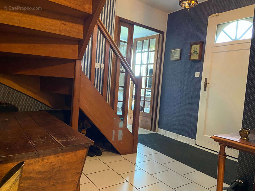 Maison à COULANGES-LES-NEVERS