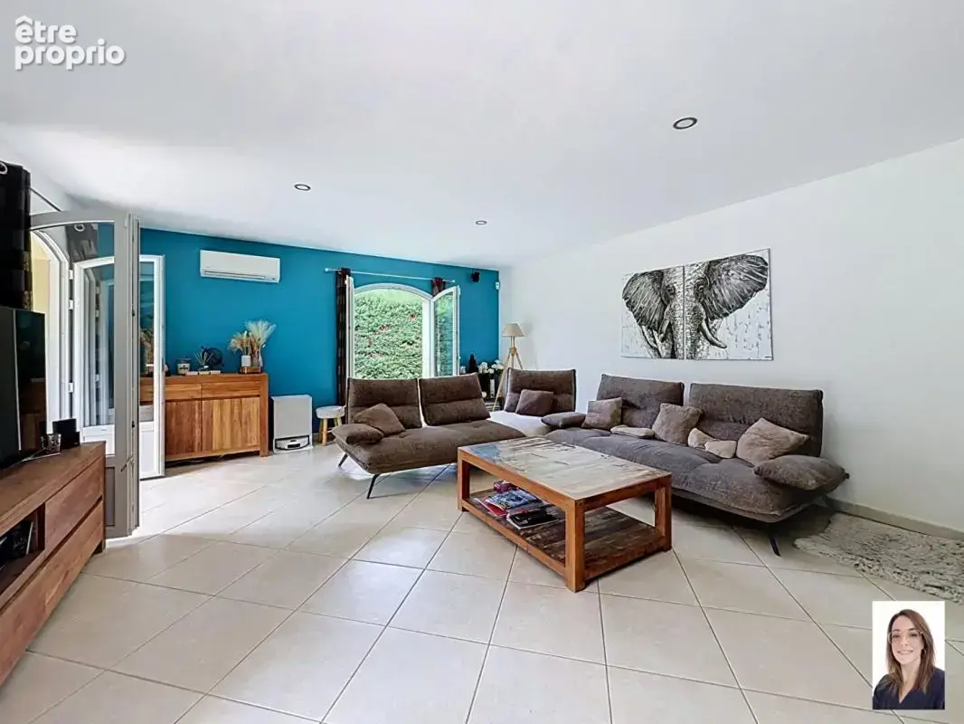 Maison 8 pièces 235 m² à vendre à Tourves (83170) - photo 8