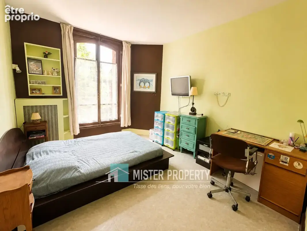 Rare à Bois-Colombes - Maison individuelle 7 pièces avec jardin et nombreuses possibilités - photo 7