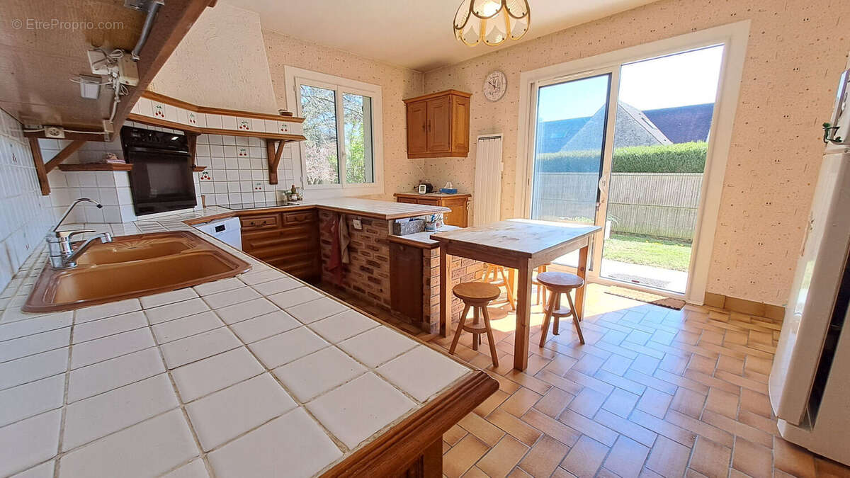 Maison à CERNAY-LA-VILLE