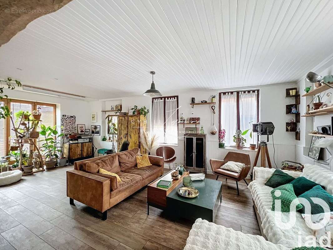 Photo 2 - Maison à OISSEL