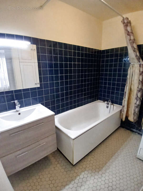 Appartement à PARIS-12E