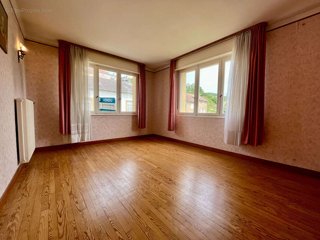 Maison à CONTZ-LES-BAINS