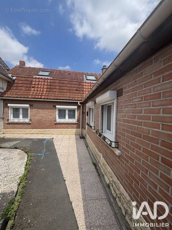 Photo 1 - Maison à LEERS