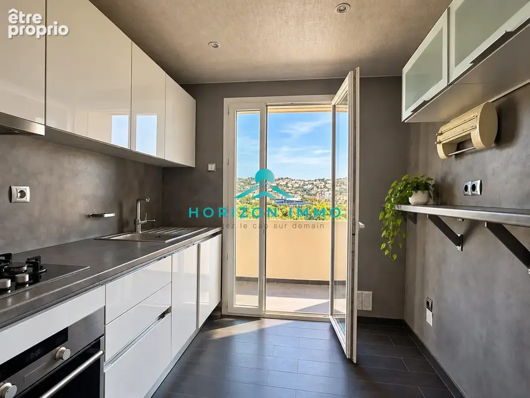 Appartement 3 pièces 57 m² à vendre à Saint-Laurent-Du-Var (06700) - photo 4