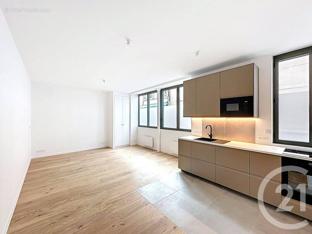 Appartement à PARIS-19E