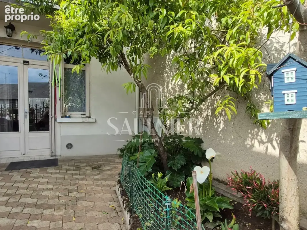 A Montrichard, maison de 115 m2 divisée en 2 logements / idéal investisseur ! - photo 3
