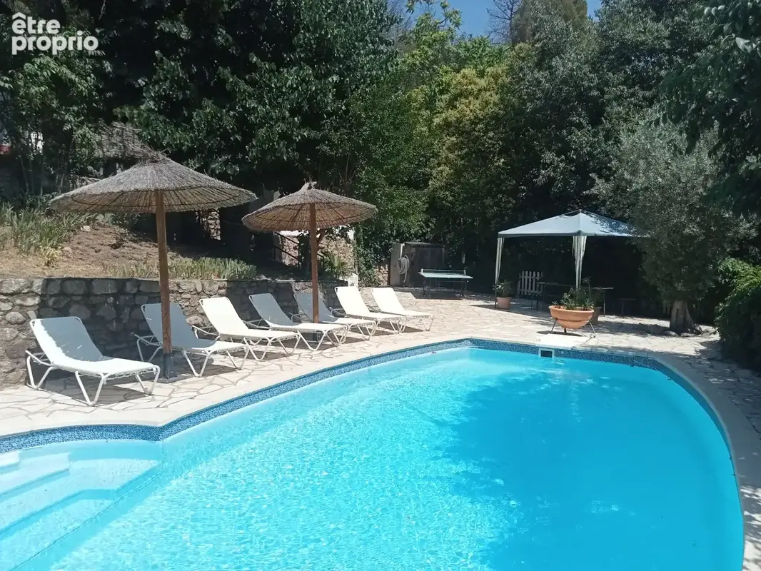 Joyau rare dans le sud de la France : maison avec appartement séparé, piscine chauffée et vaste terrain - photo 18