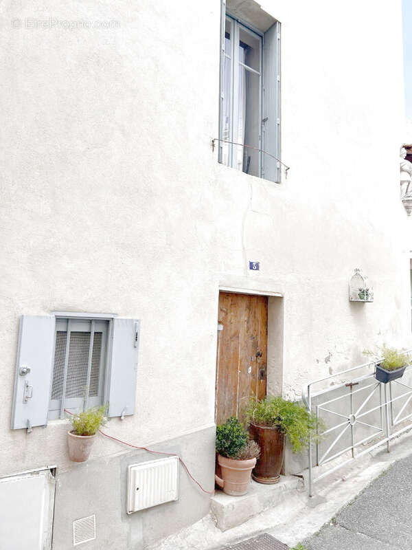 Maison à CHATEAURENARD