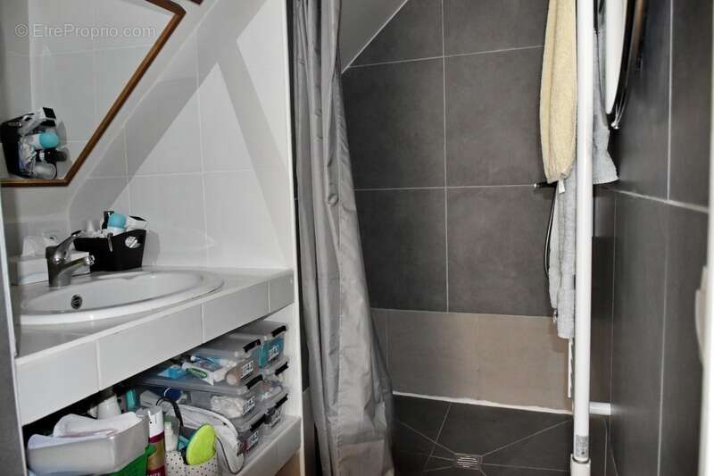 Maison en pierres, 2 chambres avec jardin - photo 9
