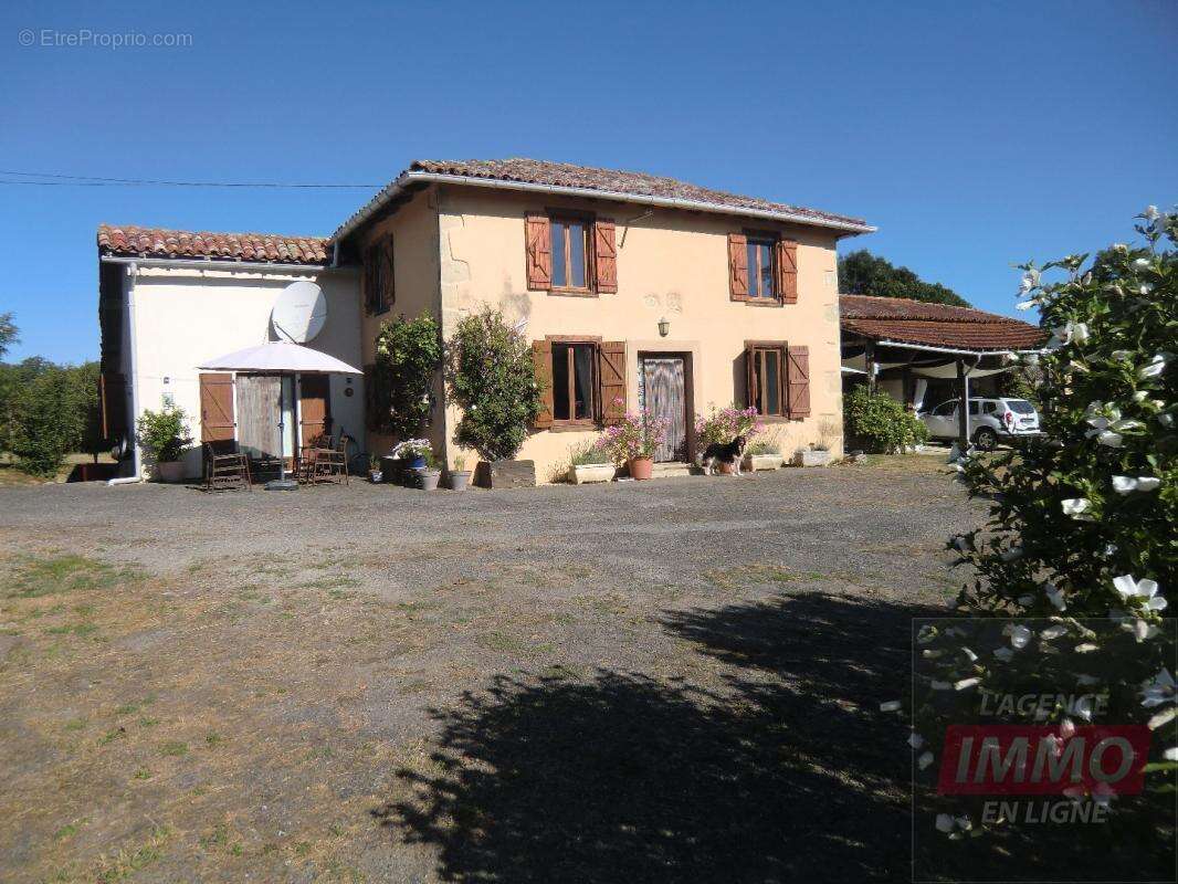 Maison 195 m² à Thermes-Magnoac  - photo 4