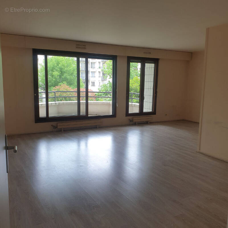 Appartement à SURESNES