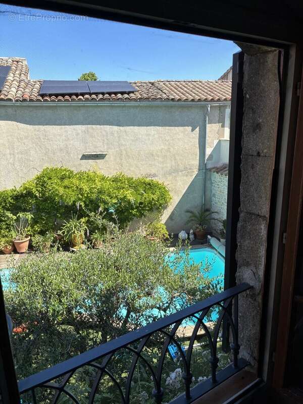 Maison à CANNES-ET-CLAIRAN