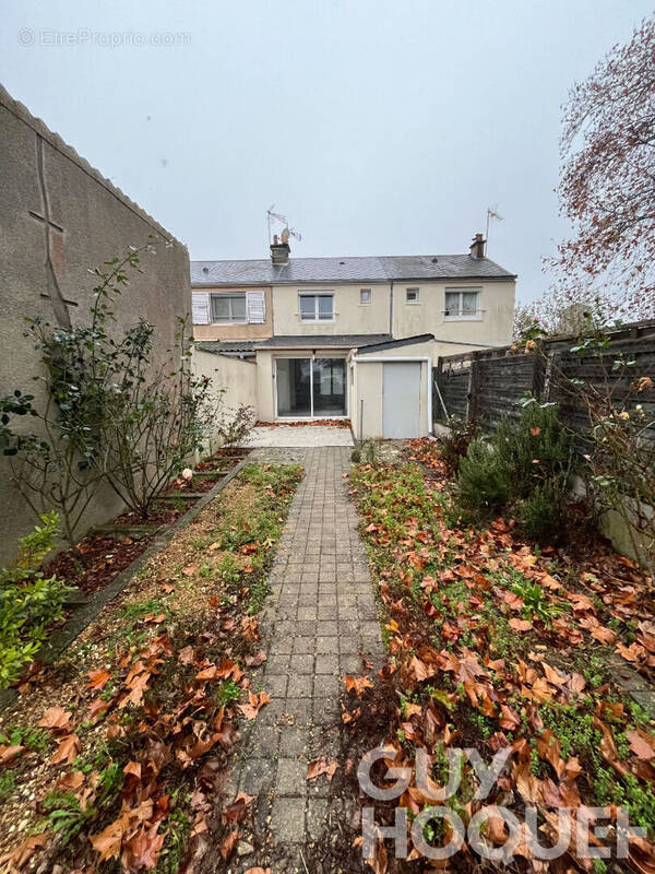 Maison à CHATEAUDUN