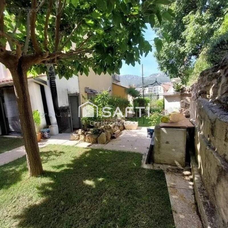 Photo 1 - Maison à TOULON