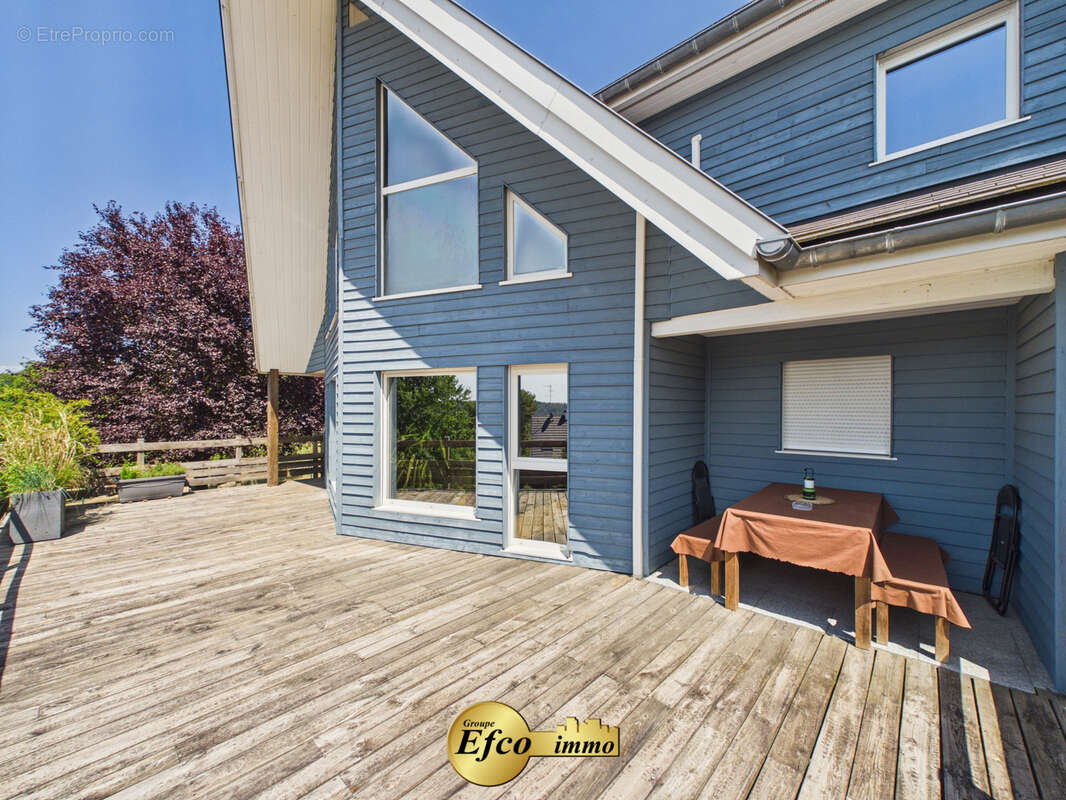 Belle maison Canadienne sur un magnifique terrain - photo 11