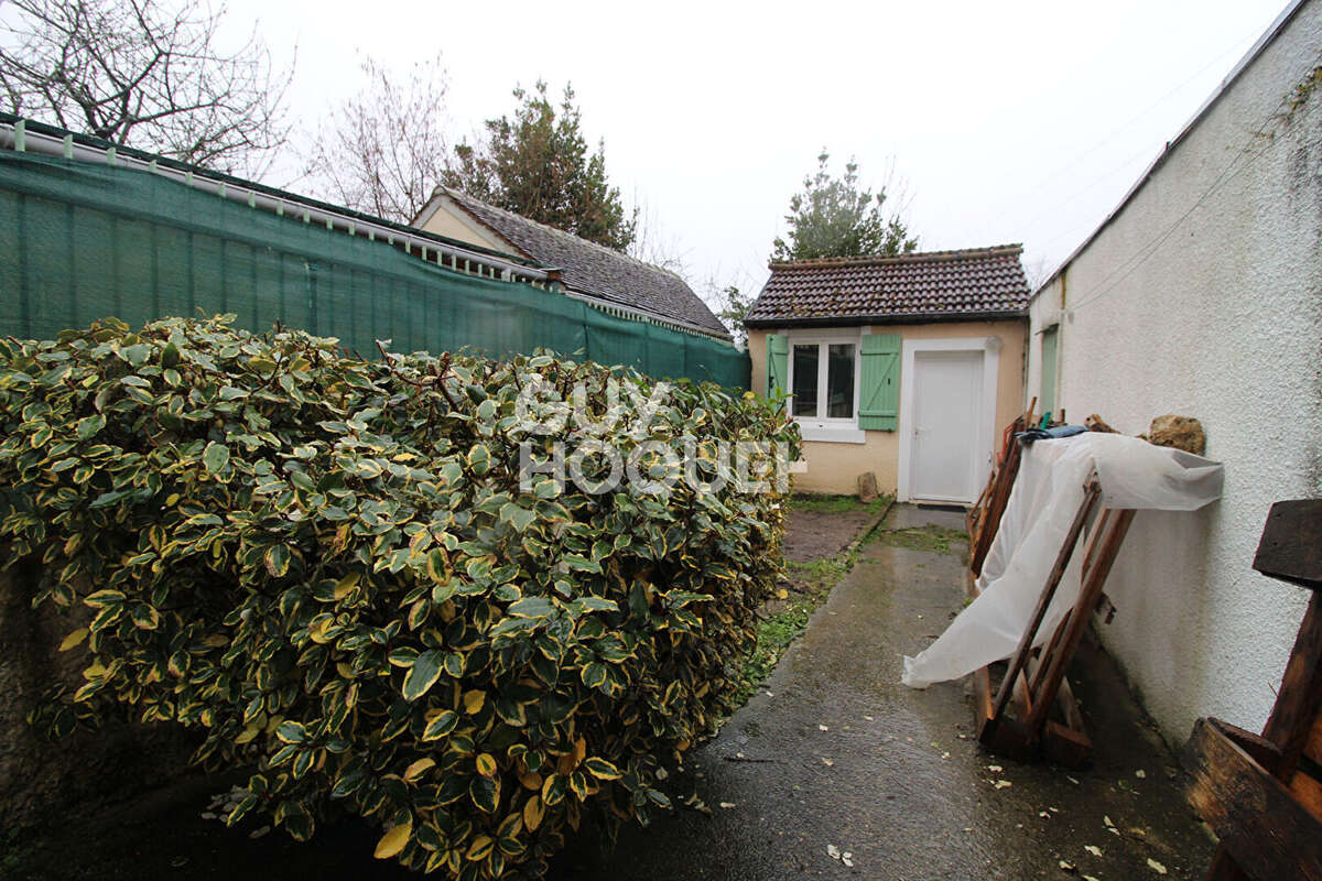Maison à OZOUER-LE-VOULGIS